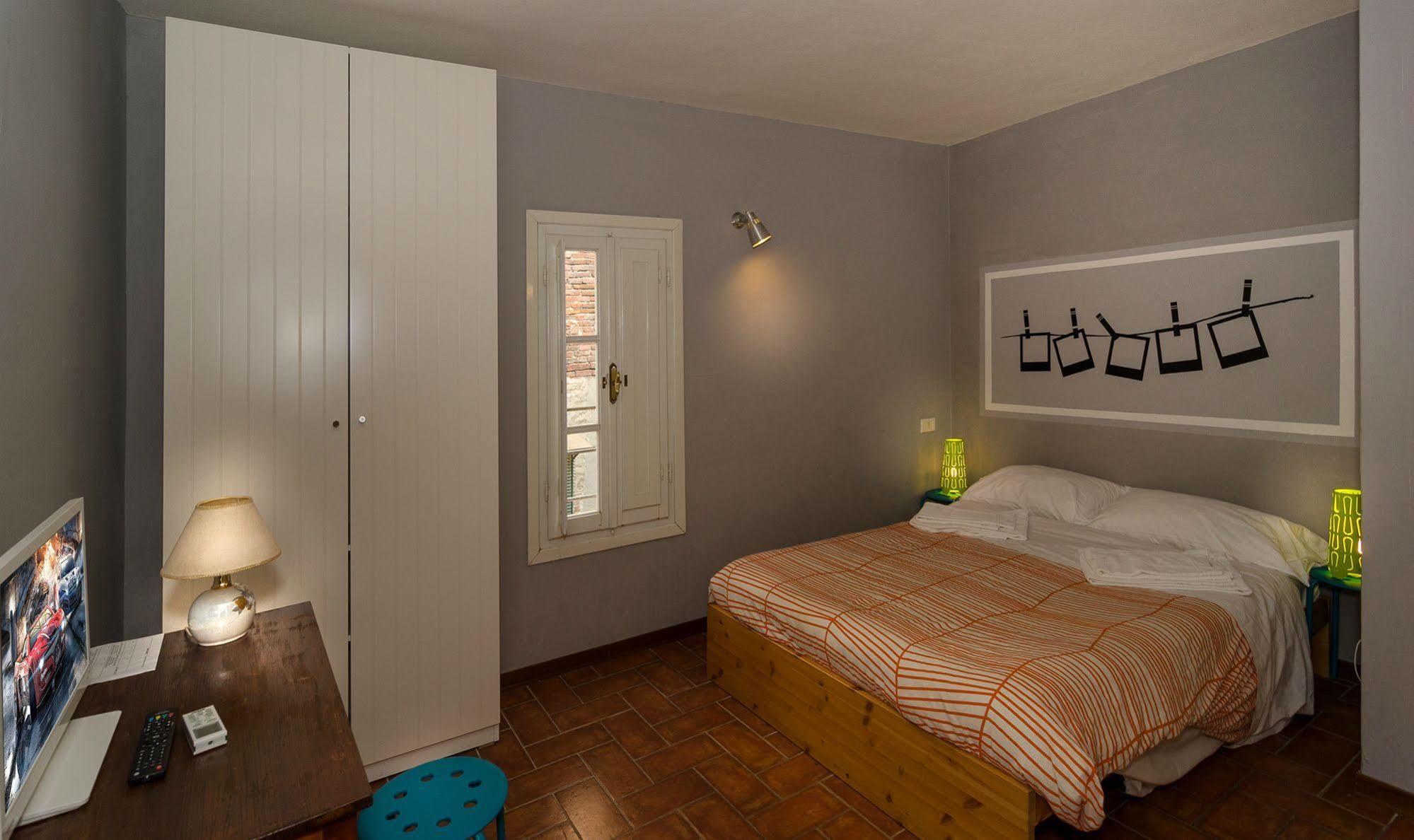 B&B Camera Con Vista Lucca Exterior foto