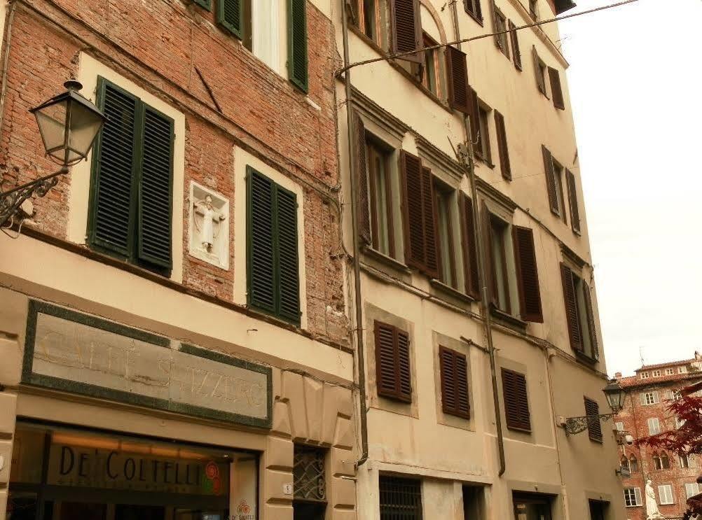 B&B Camera Con Vista Lucca Exterior foto